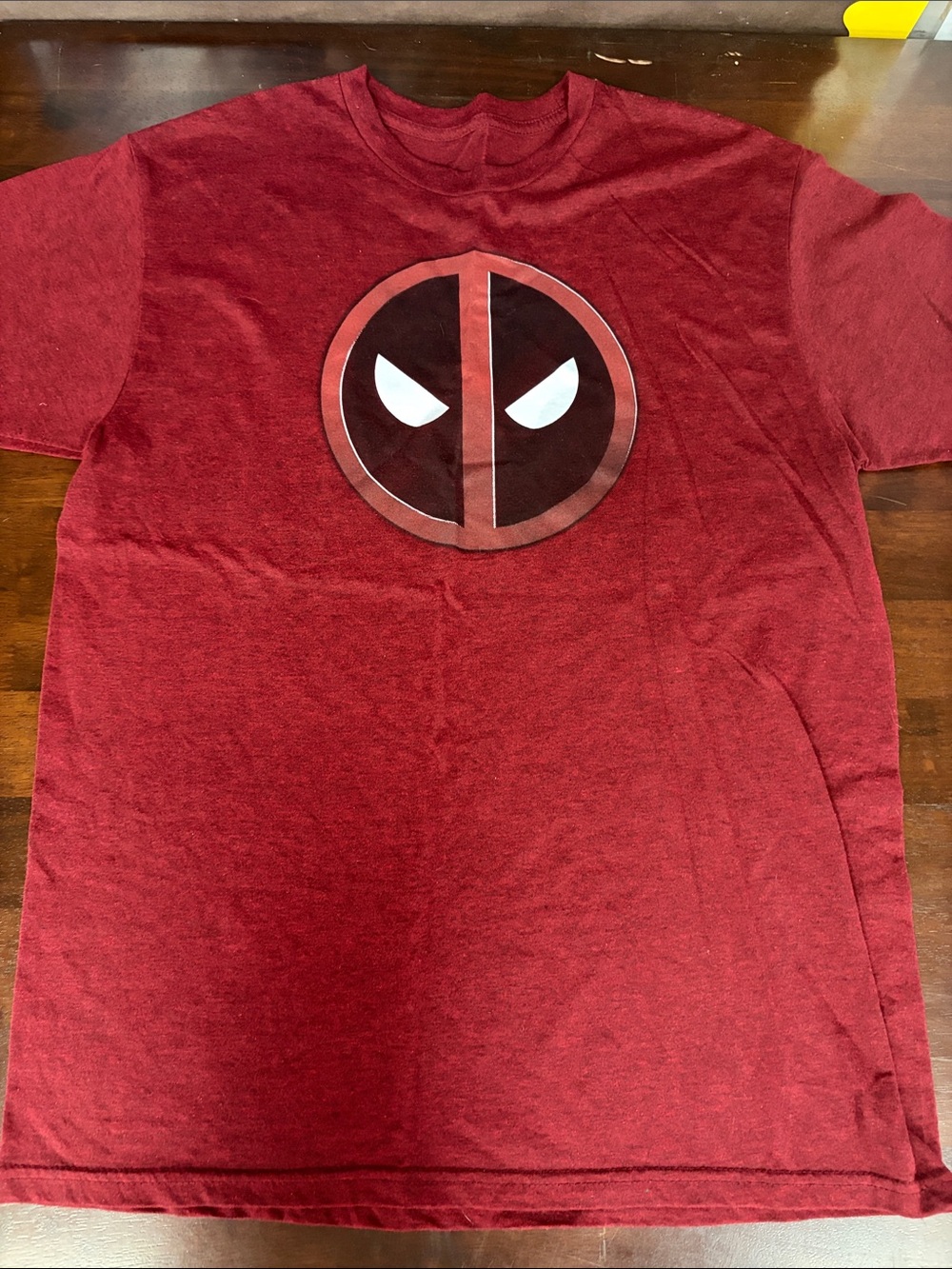 Deadpool Marvel t-shirt large